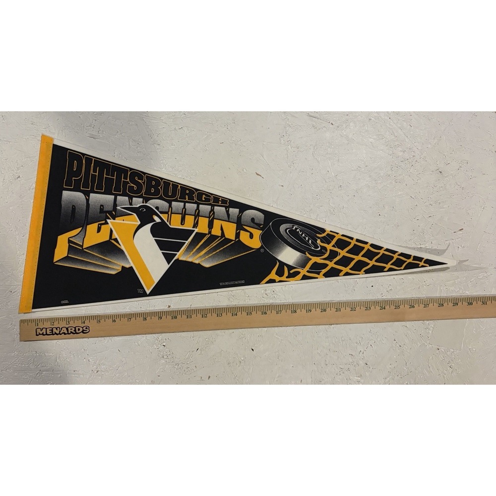 NHL Pittsburgh Penguins Vintage Circa 1990's Team Logo Hockey Pennant